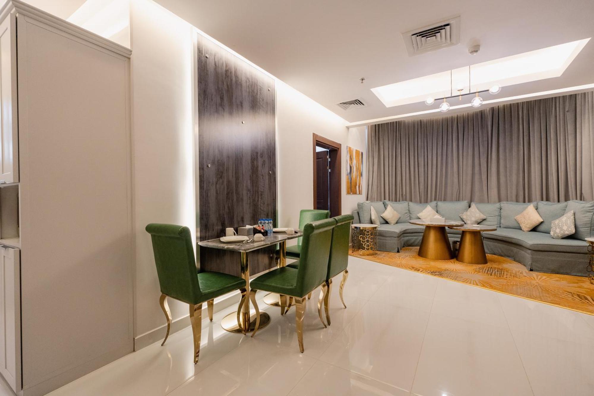 วาฮาจ โฮเต็ล อพาร์ตเมนต์ 2 Aparthotel Kuwait City ภายนอก รูปภาพ